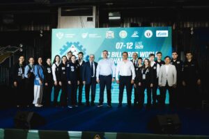 представители Сургута